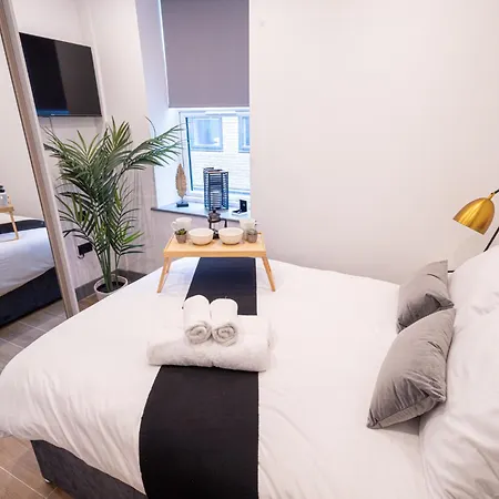 Chic 2King Bd Apt London With Ensuite & Pull Out Bed Finchley Exterior photo