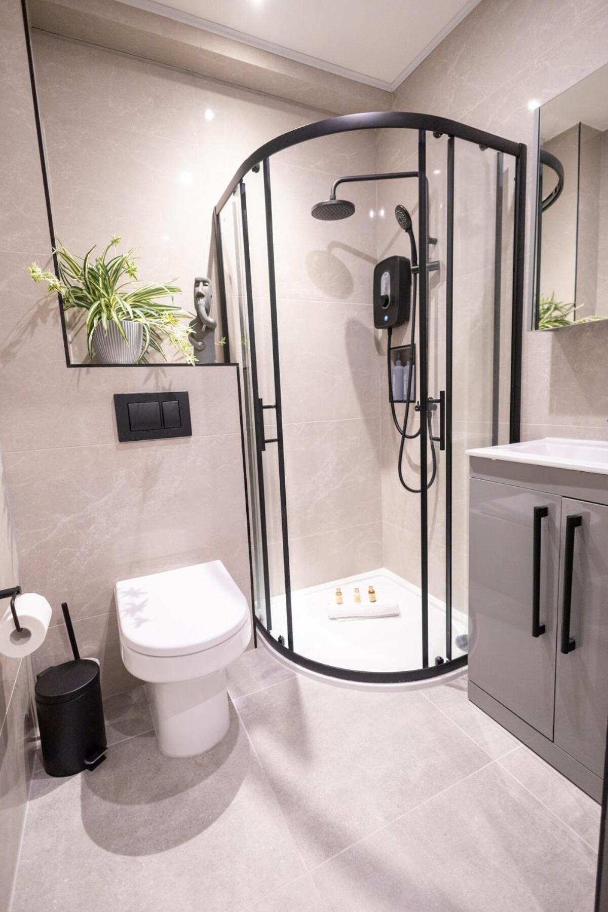 Chic 2king Bd London With Ensuite & Pull Out Bed Appartamento